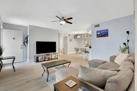 6560 Chasewood Drive Jupiter FL 33458