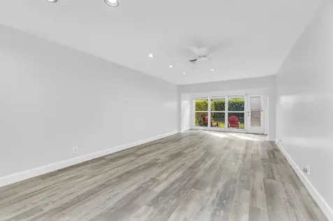 13984 Via Flora Delray Beach FL 33484