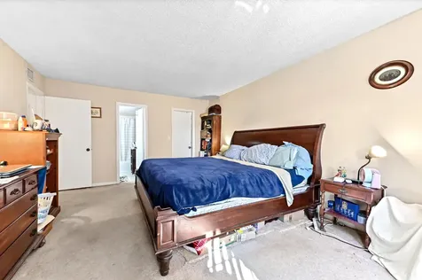 1951 Ne 2nd Avenue Wilton Manors FL 33305