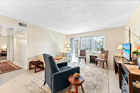 1951 Ne 2nd Avenue Wilton Manors FL 33305