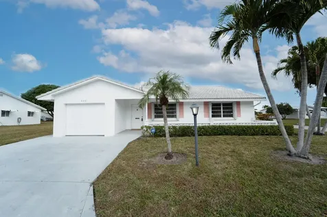2201 Sw 22nd Way Boynton Beach FL 33426
