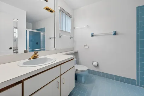 2201 Sw 22nd Way Boynton Beach FL 33426