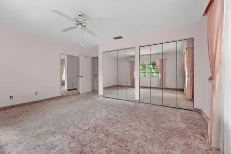 2201 Sw 22nd Way Boynton Beach FL 33426