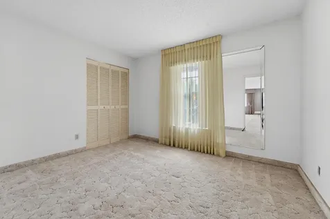 2201 Sw 22nd Way Boynton Beach FL 33426
