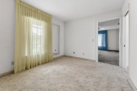 2201 Sw 22nd Way Boynton Beach FL 33426