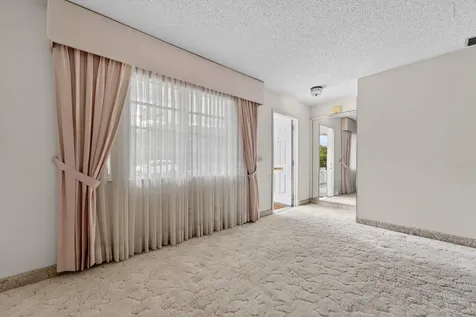 2201 Sw 22nd Way Boynton Beach FL 33426