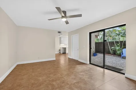 22958 Oxford Place Boca Raton FL 33433