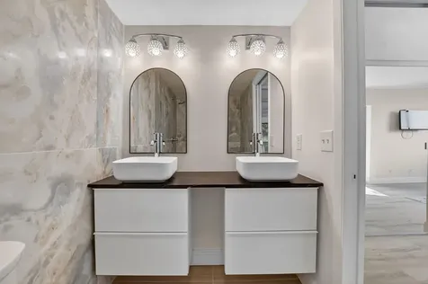 22958 Oxford Place Boca Raton FL 33433