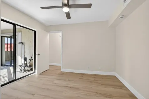 22958 Oxford Place Boca Raton FL 33433