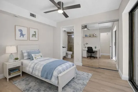 22958 Oxford Place Boca Raton FL 33433