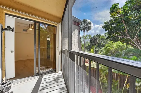 22958 Oxford Place Boca Raton FL 33433