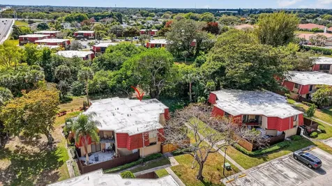 22958 Oxford Place Boca Raton FL 33433