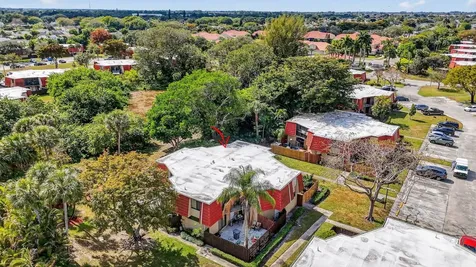 22958 Oxford Place Boca Raton FL 33433