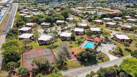 22958 Oxford Place Boca Raton FL 33433