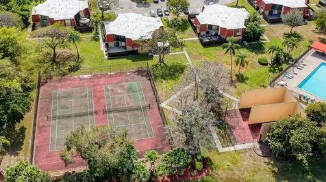 22958 Oxford Place Boca Raton FL 33433