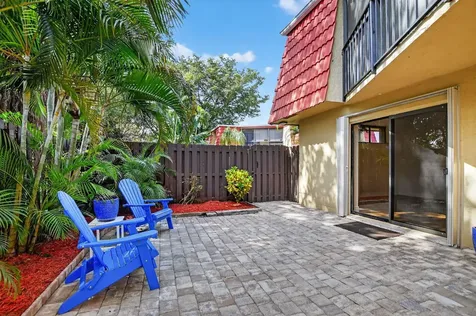 22958 Oxford Place Boca Raton FL 33433