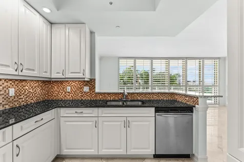 550 SE Mizner Boulevard Boca Raton FL 33432