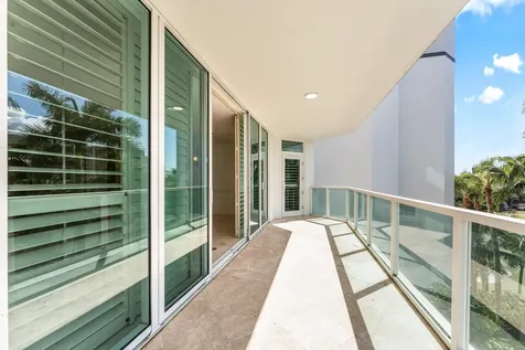550 SE Mizner Boulevard Boca Raton FL 33432