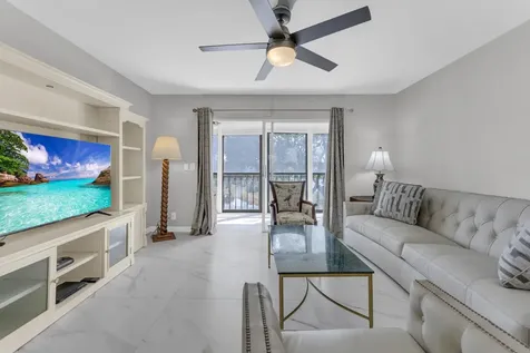7192 Huntington Lane Delray Beach FL 33446