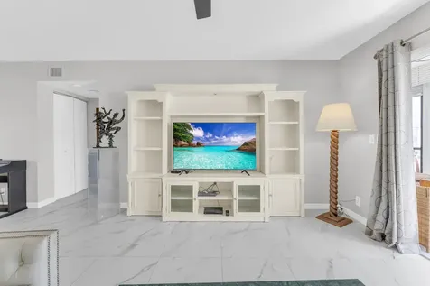 7192 Huntington Lane Delray Beach FL 33446
