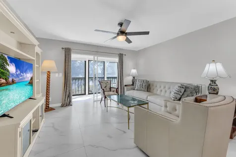 7192 Huntington Lane Delray Beach FL 33446