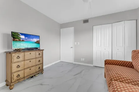 7192 Huntington Lane Delray Beach FL 33446