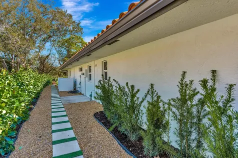 3984 Se Fairway Stuart FL 34997
