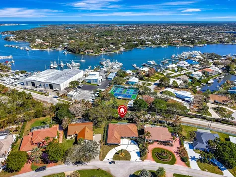 3984 Se Fairway Stuart FL 34997