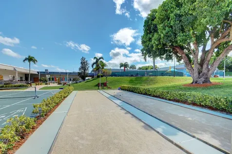 2960 Cynthia Lane Lake Worth Beach FL 33461