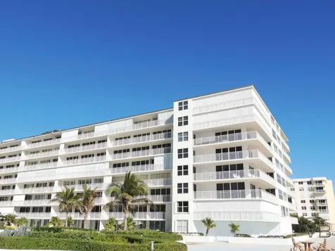 3546 S Ocean Boulevard South Palm Beach FL 33480