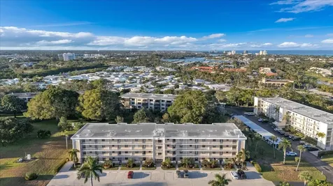 300 N Highway A1a Jupiter FL 33477