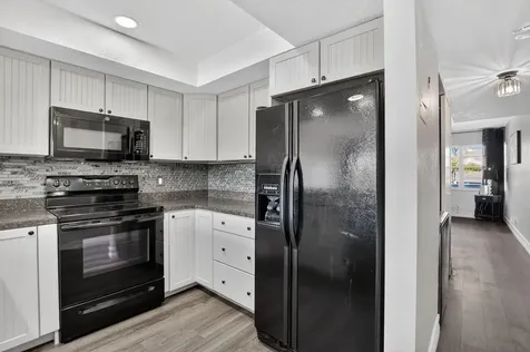 9500 Sw 3rd Street Boca Raton FL 33428