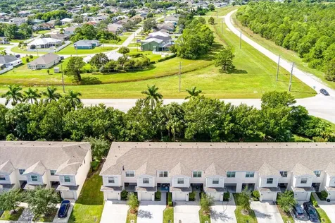 2851 NW Treviso Circle Port Saint Lucie FL 34986