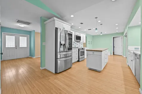 2009 Sw 36th Avenue Delray Beach FL 33445