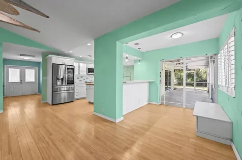 2009 Sw 36th Avenue Delray Beach FL 33445