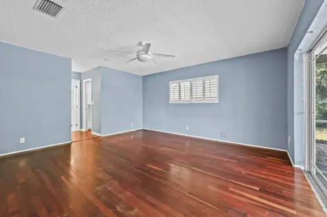 2009 Sw 36th Avenue Delray Beach FL 33445