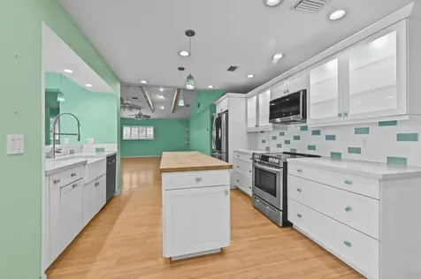 2009 Sw 36th Avenue Delray Beach FL 33445