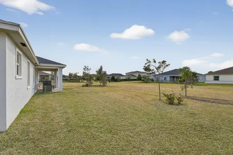 1095 Tangled Orchard Trace Loxahatchee FL 33470