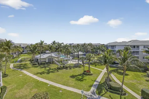 441 Bay Colony Drive Juno Beach FL 33408