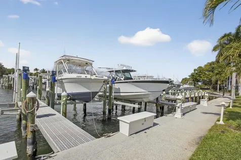 441 Bay Colony Drive Juno Beach FL 33408