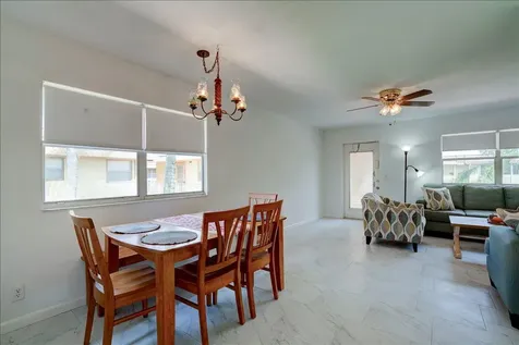 222 Saxony Delray Beach FL 33446