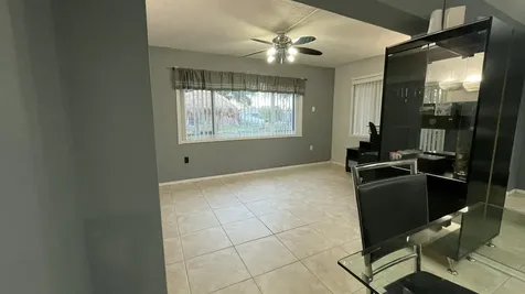 9282 Nw 24th Place Sunrise FL 33322