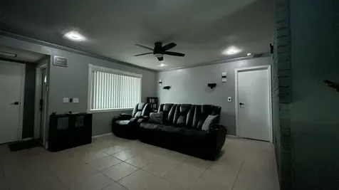 9282 Nw 24th Place Sunrise FL 33322