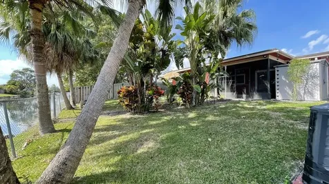 9282 Nw 24th Place Sunrise FL 33322