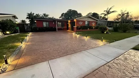 9282 Nw 24th Place Sunrise FL 33322