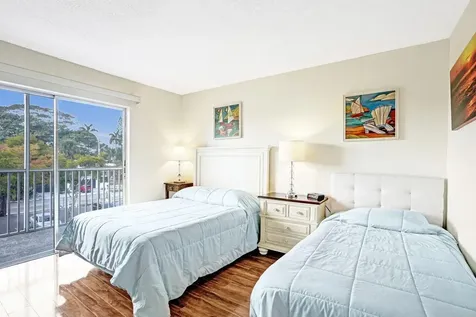 1502 S Lakeside Drive Lake Worth Beach FL 33460