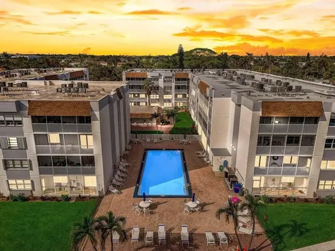 1502 S Lakeside Drive Lake Worth Beach FL 33460