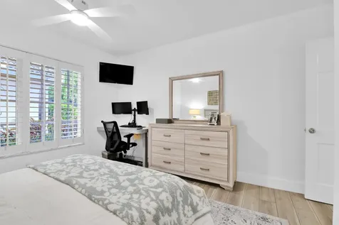 770 E Camino Real Boca Raton FL 33432