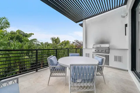 927 Witherspoon Lane Delray Beach FL 33483