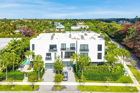 927 Witherspoon Lane Delray Beach FL 33483
